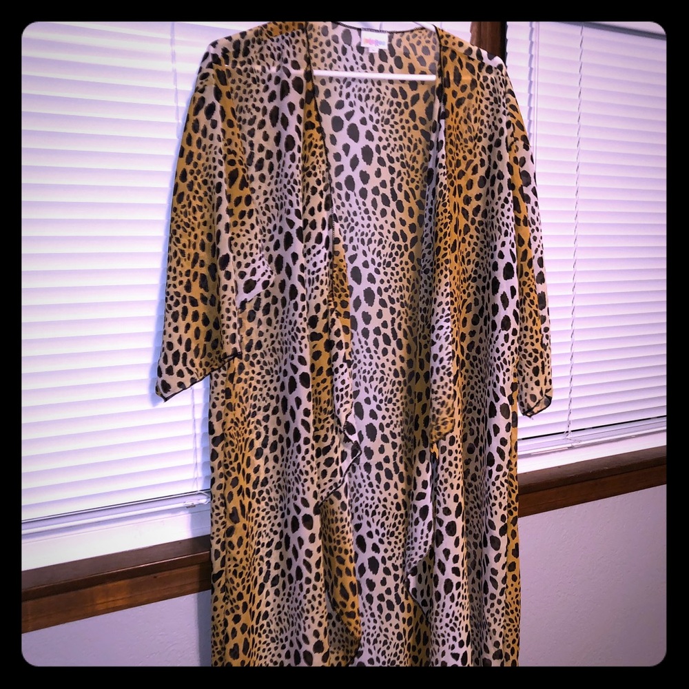 LuLaRoe- Leopard Unicorn Shirley-L